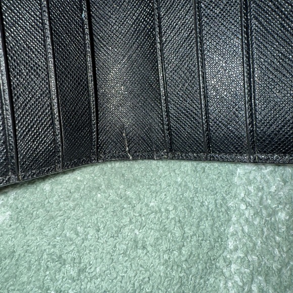 Kate Spade Minnie Mouse Wallet - Picture 9 of 10